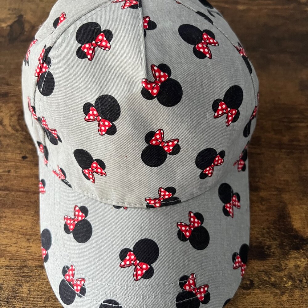 Disney Minnie Mouse Baseball Hat / Cap Walt Disney World NWT